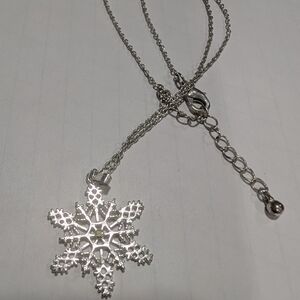 Dazzling Silver Snowflake Pendant Necklace